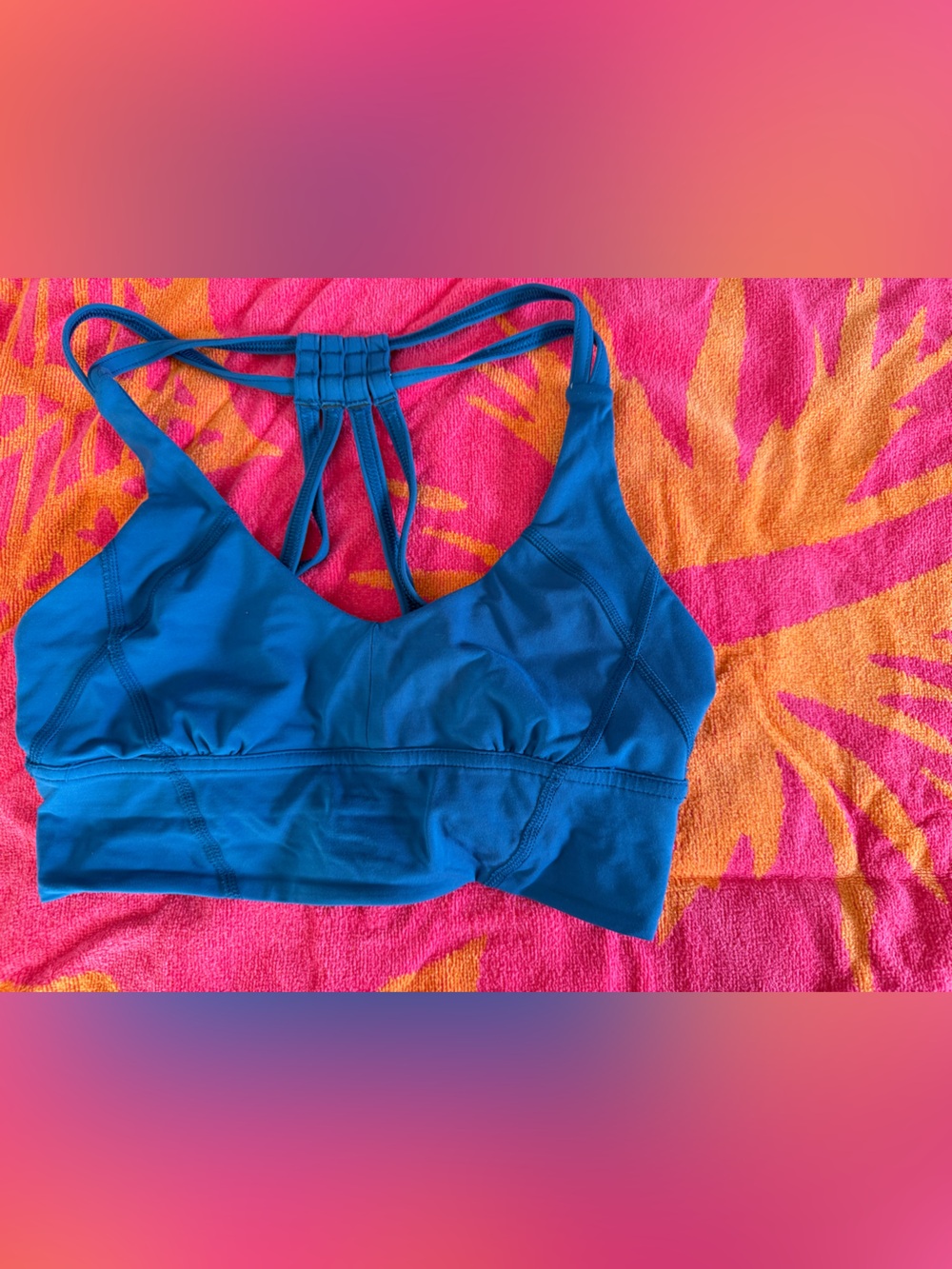 Lululemon sports bra